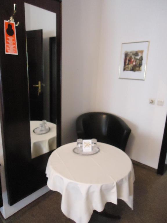 Hotel Marthahaus Halle  Rom bilde